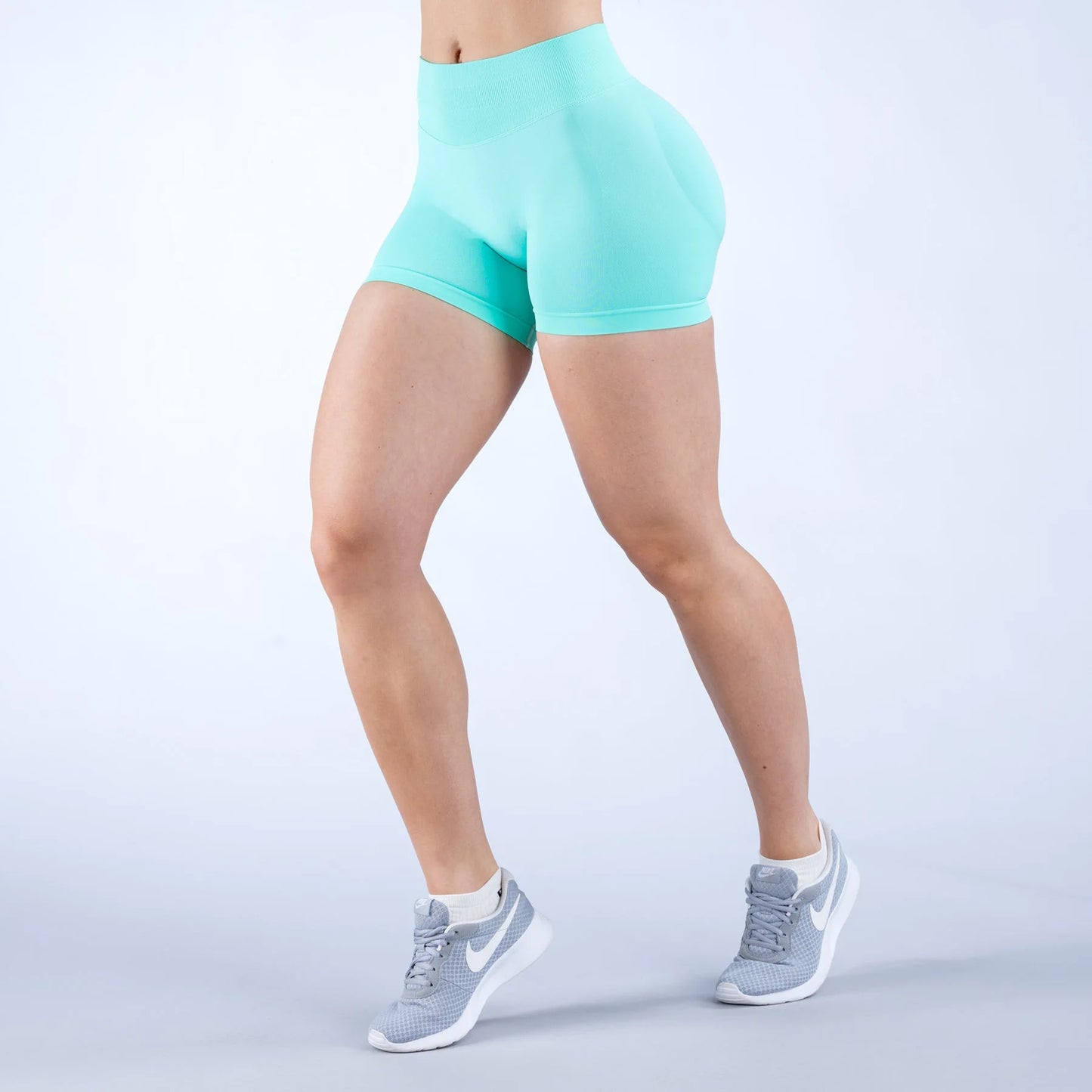 One piece of three waisted pleated low rise fitness seamless three part pants yoga shorts gym shorts women's fitness sports legg